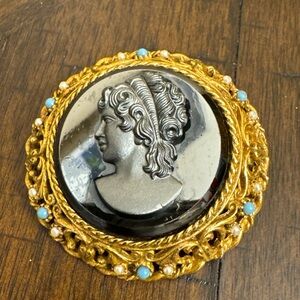 Signed ART‎ Arthur Pepper Cameo Brooch Intaglio Faux Turquoise Pearl 2”